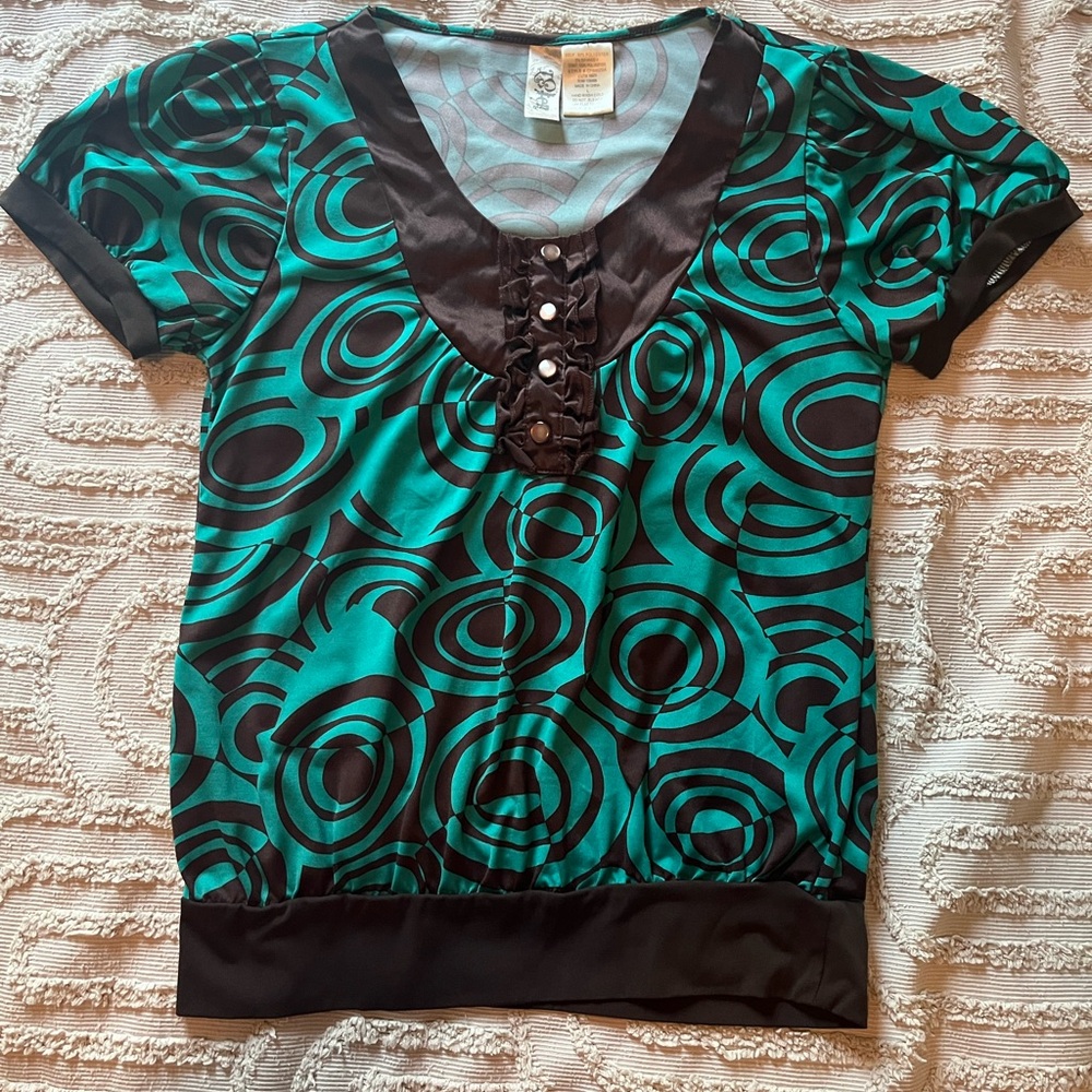 L8teR brand Women’s Tuxedo Blouse  size large Green and Brown